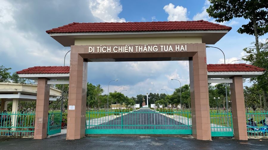 DI TÍCH ĐỒNG KHỞI TUA HAI